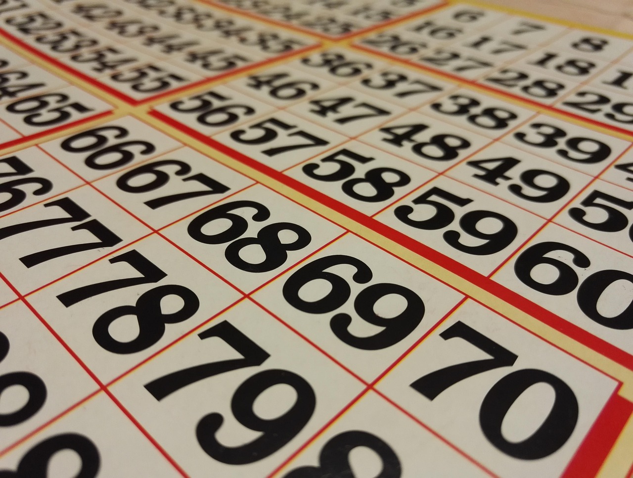 揭秘新澳2048，今晚开奖的数字游戏与概率之谜